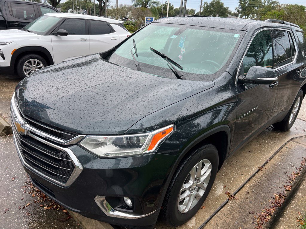 Used 2021 Chevrolet Traverse LT FWD image 1