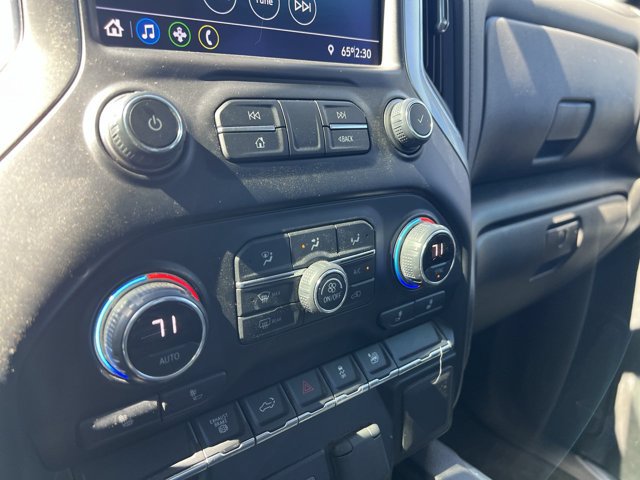 Used 2022 Chevrolet Silverado 2500 LT w/ Convenience Package AWD/4WD image 11