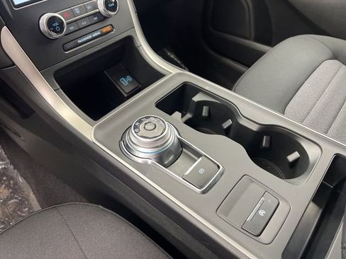 New 2024 Ford Edge SE image 17