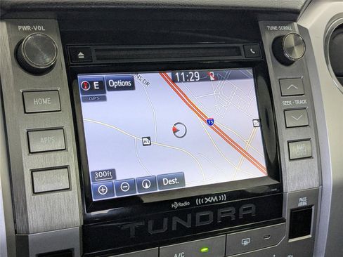 Used 2018 Toyota Tundra SR5 image 17