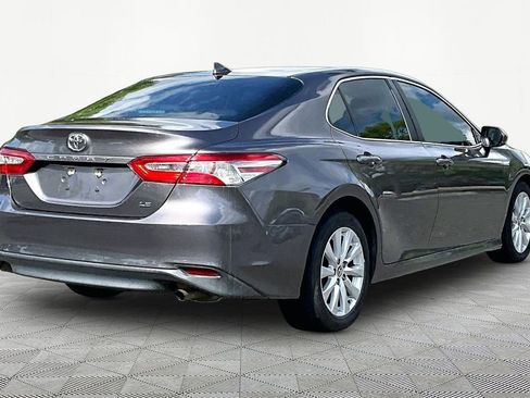 Used 2020 Toyota Camry LE FWD image 6