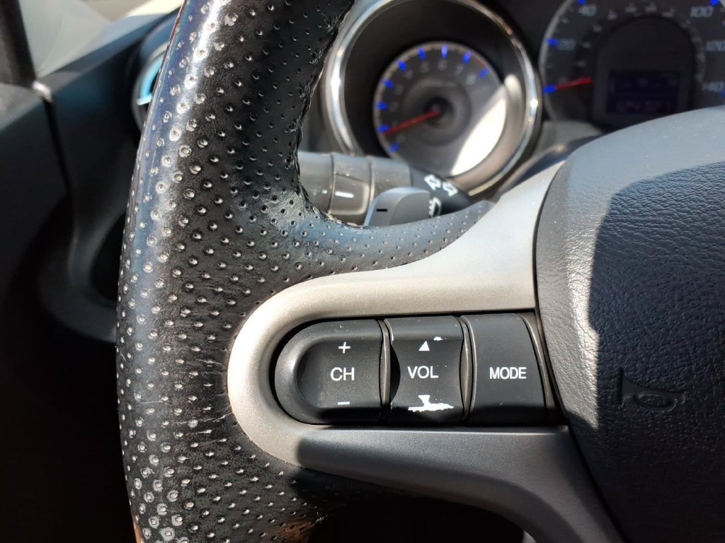 Used 2013 Honda Fit Sport image 28