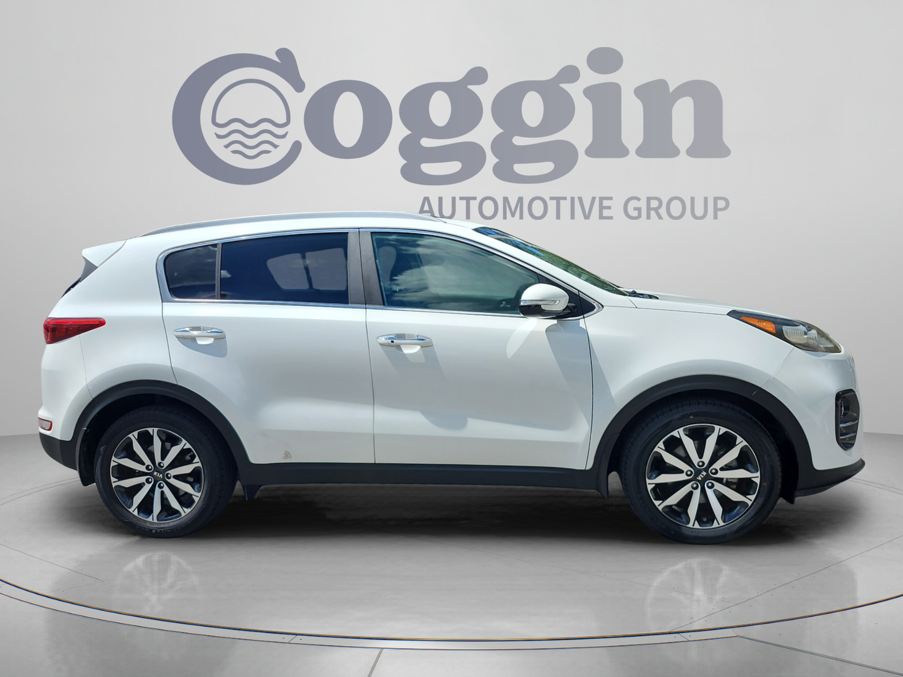 Used 2018 Kia Sportage EX FWD image 6