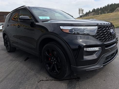 Used 2023 Ford Explorer ST w/ Technology Package AWD/4WD image 4