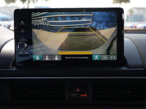 New 2025 Honda Pilot Touring image 29