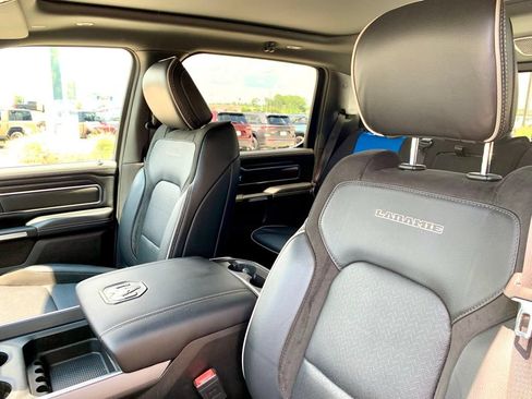 Used 2024 RAM 1500 Laramie AWD/4WD image 16