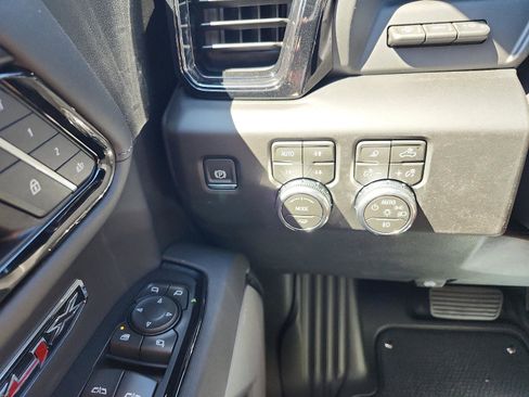 New 2026 GMC Sierra 1500 AT4X AWD/4WD image 22