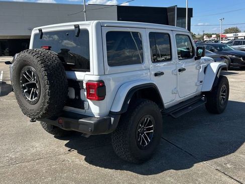 Used 2024 Jeep Wrangler Unlimited Rubicon image 4