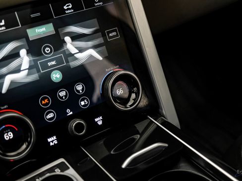 Used 2022 Land Rover Range Rover Westminster Edition image 65