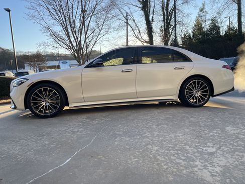 Certified 2022 Mercedes-Benz S 580 4MATIC Sedan image 13