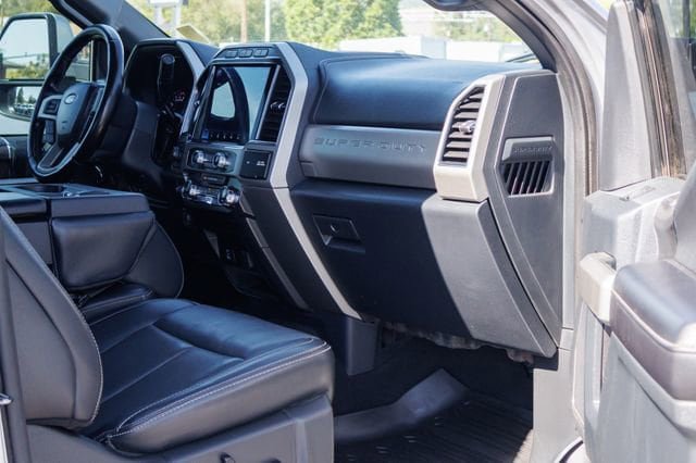 Used 2022 Ford F350 Lariat w/ Lariat Ultimate Package AWD/4WD image 21