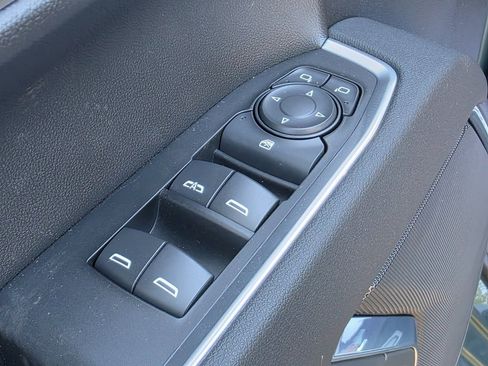 New 2026 Chevrolet Silverado 1500 LT image 19