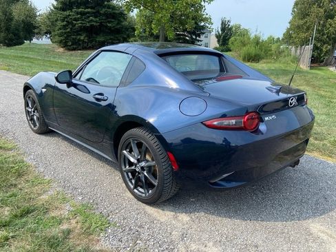 Used 2021 MAZDA MX-5 Miata RF Grand Touring RWD image 3