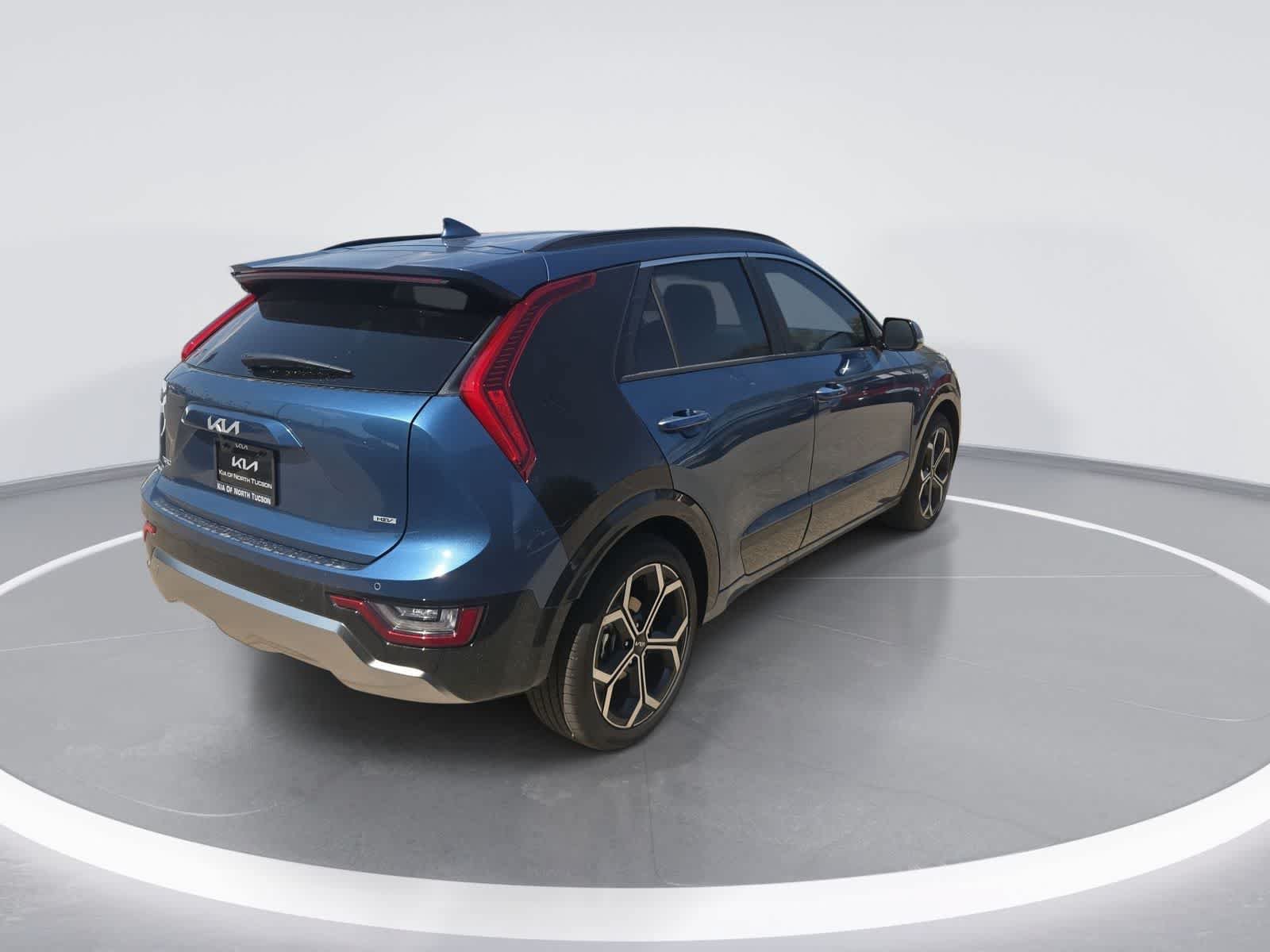 New 2026 Kia Niro SX Touring FWD image 8
