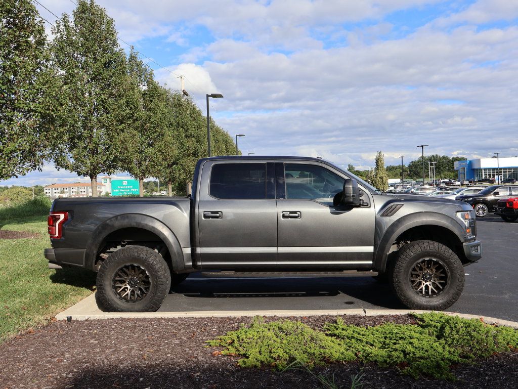 Used 2017 Ford F150 Raptor w/ Equipment Group 802A Luxury AWD/4WD image 9