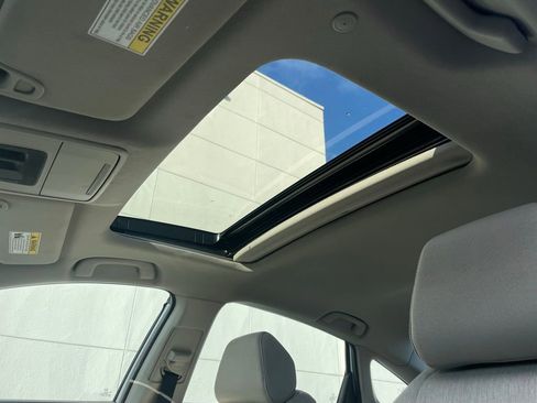 Used 2023 Honda Accord EX image 28