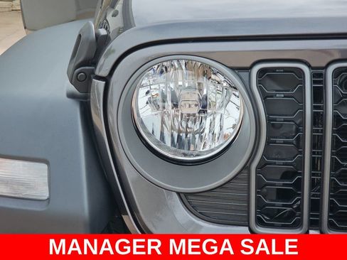New 2026 Jeep Gladiator Sport AWD/4WD image 33