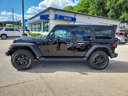 Used 2021 Jeep Wrangler Unlimited Sport AWD/4WD image 2