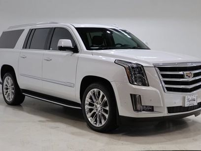 Used 2019 Cadillac Escalade ESV Luxury