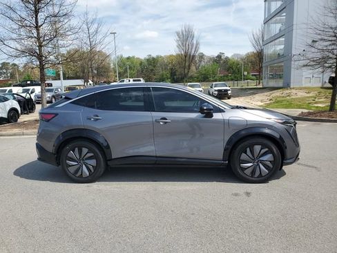 Certified 2023 Nissan Ariya FWD image 3