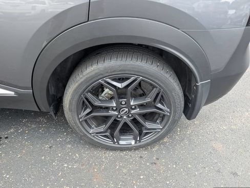 Certified 2025 Nissan Kicks SR AWD/4WD image 22