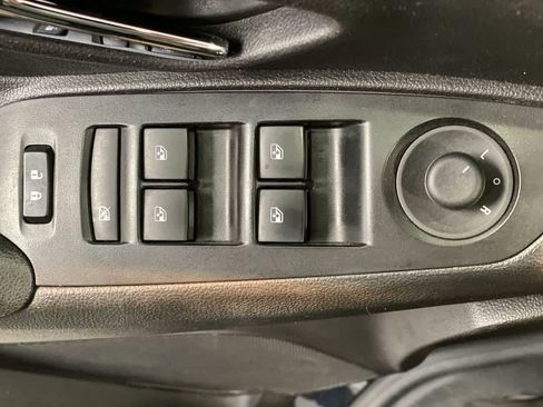 Used 2022 Chevrolet Trax LT w/ Driver Confidence Package AWD/4WD image 15