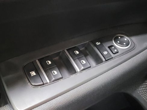 Used 2023 Kia Forte LXS w/ LXS Technology Package image 27