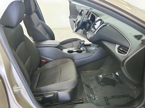 Used 2024 Chevrolet Malibu LT FWD image 28