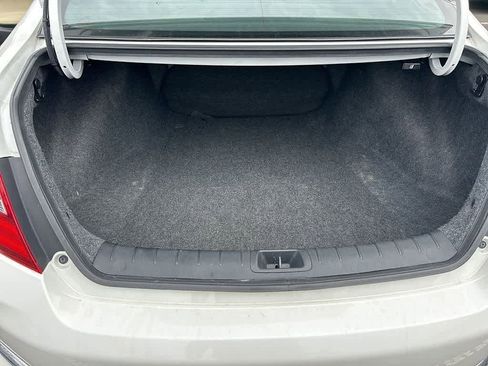 Used 2016 Honda Accord EX-L image 11