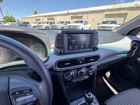 Used 2019 Hyundai Kona SE AWD/4WD image 24