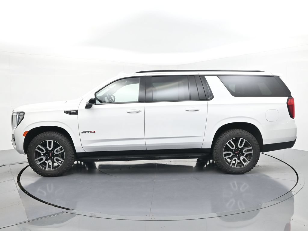 Used 2023 GMC Yukon XL AT4 AWD/4WD image 5