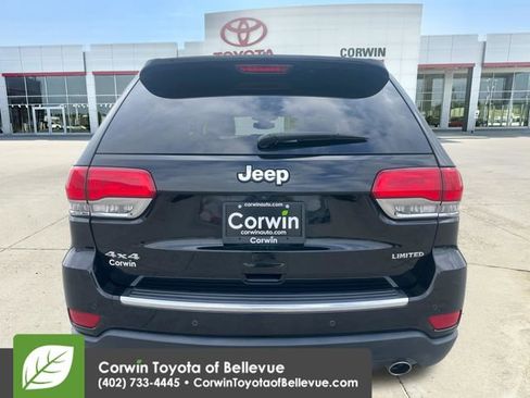 Used 2017 Jeep Grand Cherokee Limited w/ Luxury Group II image 4