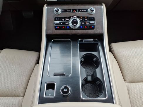 Used 2020 Lincoln Aviator Reserve w/ Equipment Group 201A AWD/4WD image 23