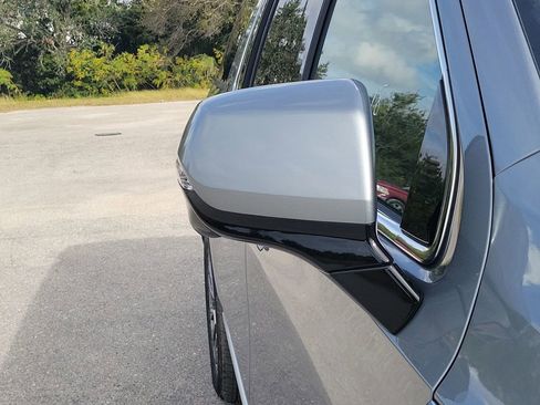 New 2026 GMC Yukon XL Denali w/ Sun & Power Step Package image 21