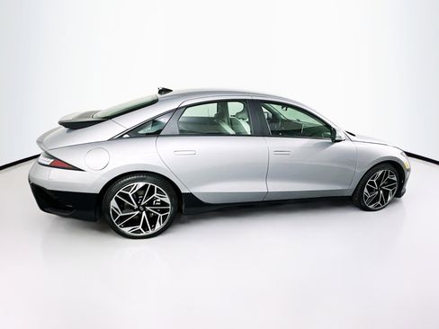 Used 2024 Hyundai Ioniq 6 SEL image 10