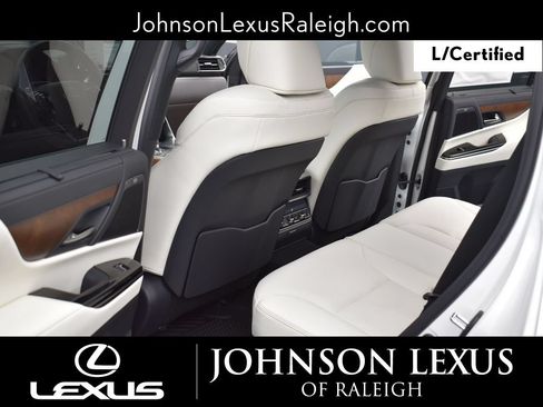 Used 2025 Lexus LX 700h Luxury AWD/4WD image 13