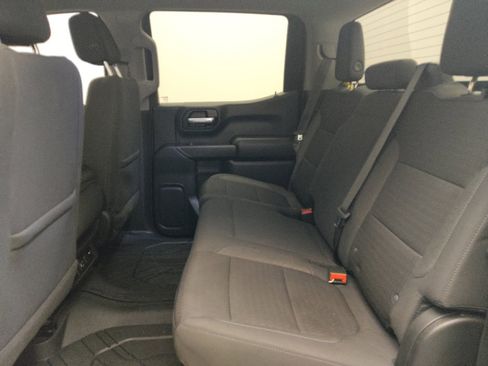 Used 2021 Chevrolet Silverado 1500 LT w/ LPO, Dark Essentials Package RWD image 18