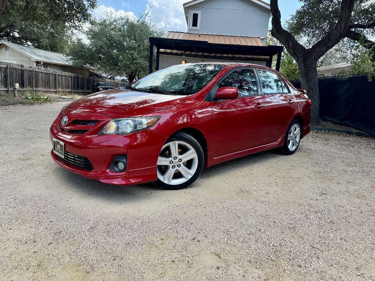 Used 2013 Toyota Corolla S w/ Premium Pkg FWD image 2