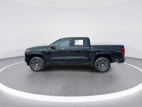 Used 2024 Chevrolet Colorado LT w/ LT Convenience Package III image 6