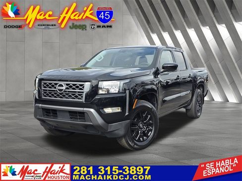 Used 2022 Nissan Frontier SV image 1