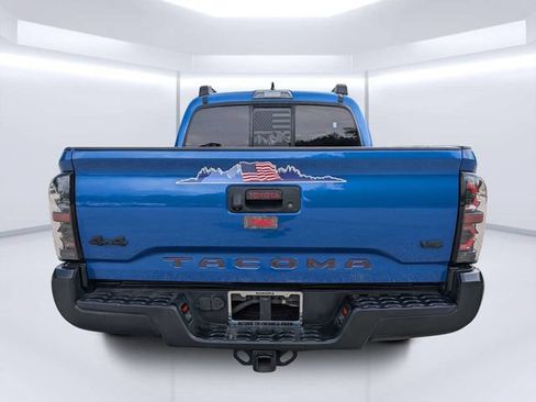 Used 2016 Toyota Tacoma SR5 w/ SR5 Appearance Package (SN) AWD/4WD image 4
