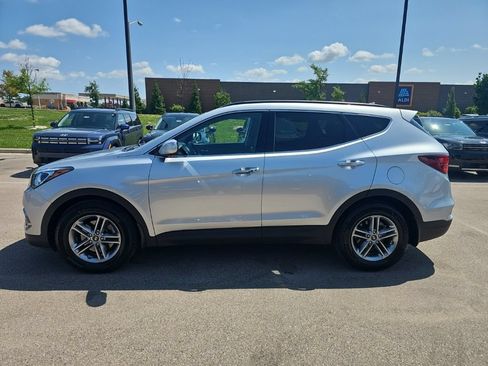 Used 2017 Hyundai Santa Fe Sport w/ 2.4L Tech Package 04 AWD/4WD image 2