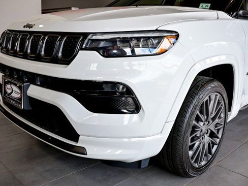 Used 2023 Jeep Compass High Altitude AWD/4WD image 9