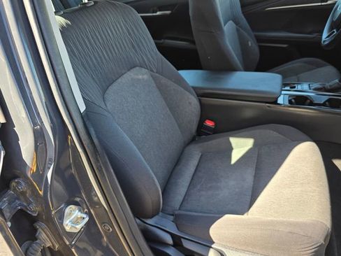 Used 2025 Toyota Camry LE image 35