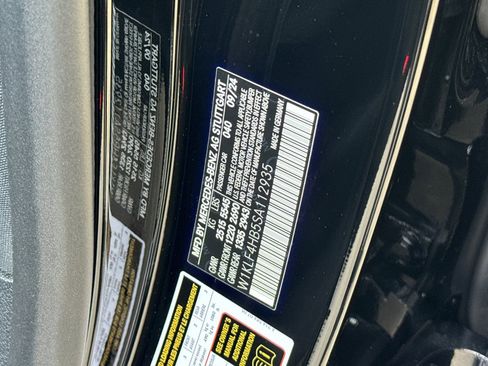 Used 2025 Mercedes-Benz E 350 4MATIC Sedan image 29