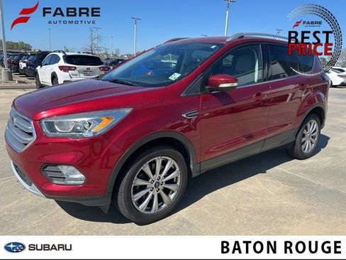 Used 2017 Ford Escape Titanium image 1