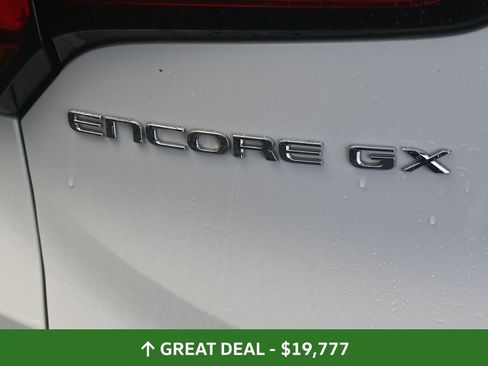 Used 2025 Buick Encore GX Preferred image 21