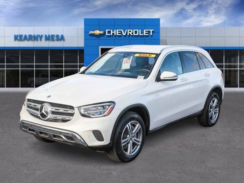 Used 2021 Mercedes-Benz GLC 300 image 3