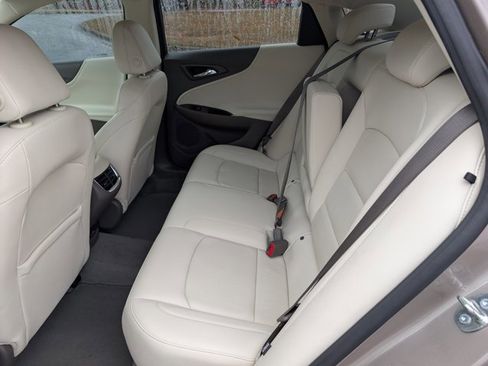 Used 2024 Chevrolet Malibu LT image 13