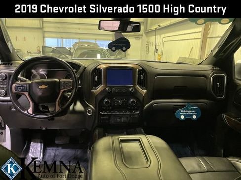 Used 2019 Chevrolet Silverado 1500 High Country image 15